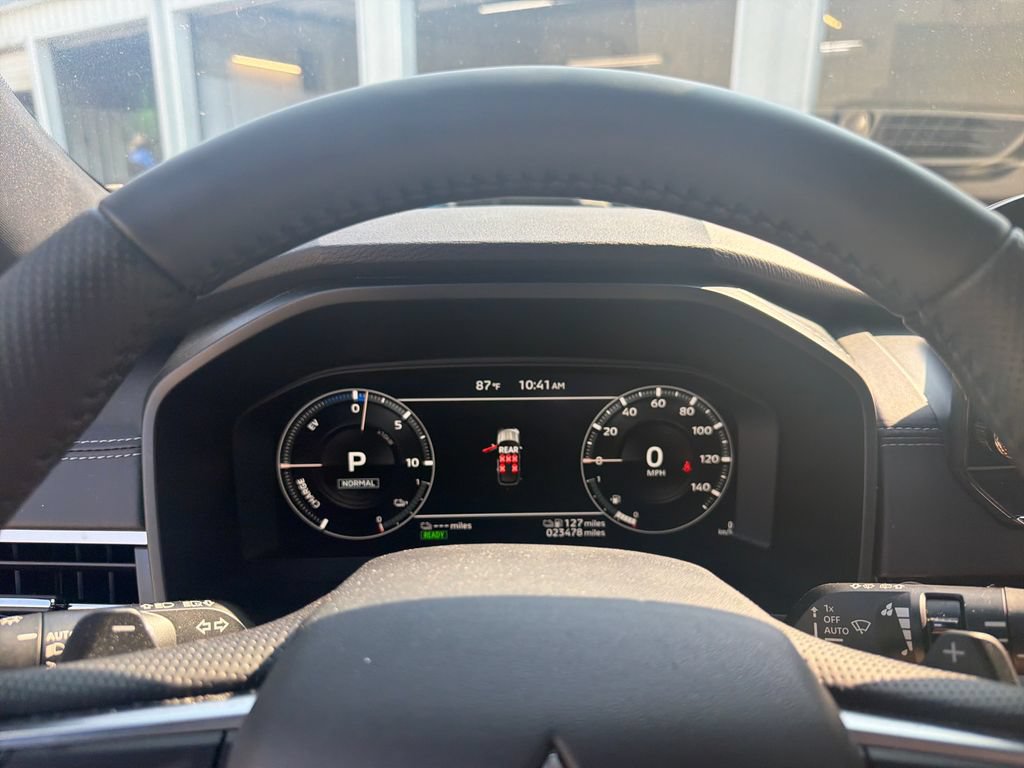 Used 2025 Mitsubishi Outlander SEL Black Edition AWD/4WD image 18