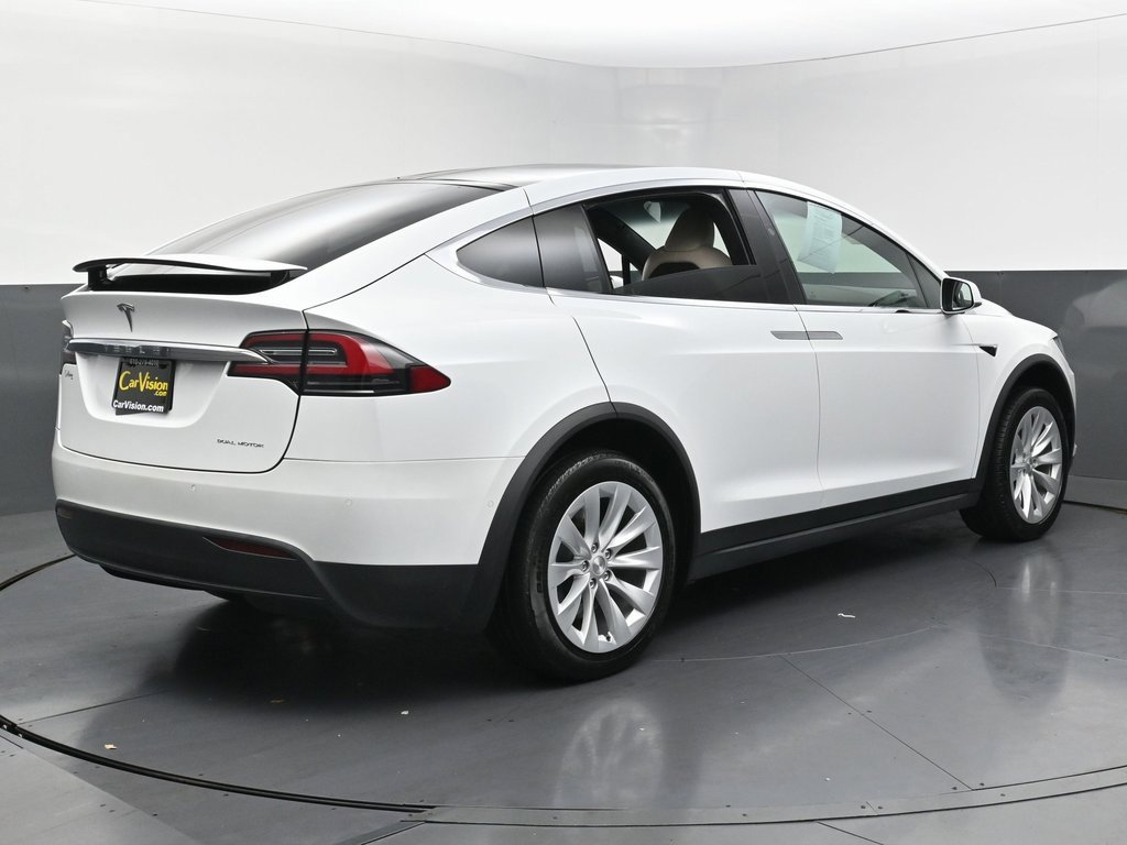 Used 2021 Tesla Model X Long Range image 4