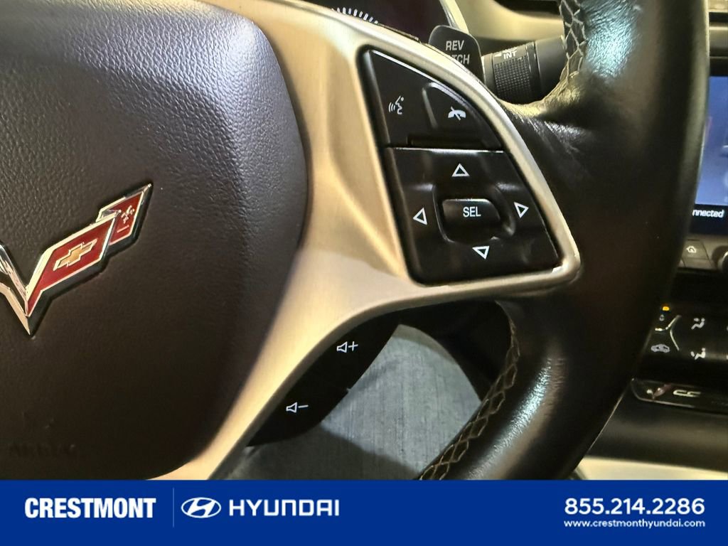 Used 2017 Chevrolet Corvette Stingray Coupe w/ Carbon Flash Badge Package image 29