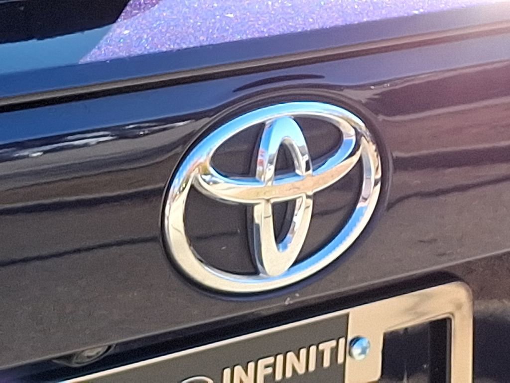 Used 2023 Toyota RAV4 XLE Premium image 35