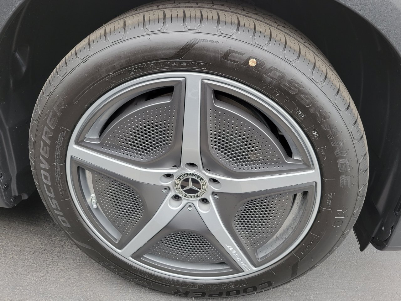 New 2023 Mercedes-Benz EQE 350+ SUV image 8