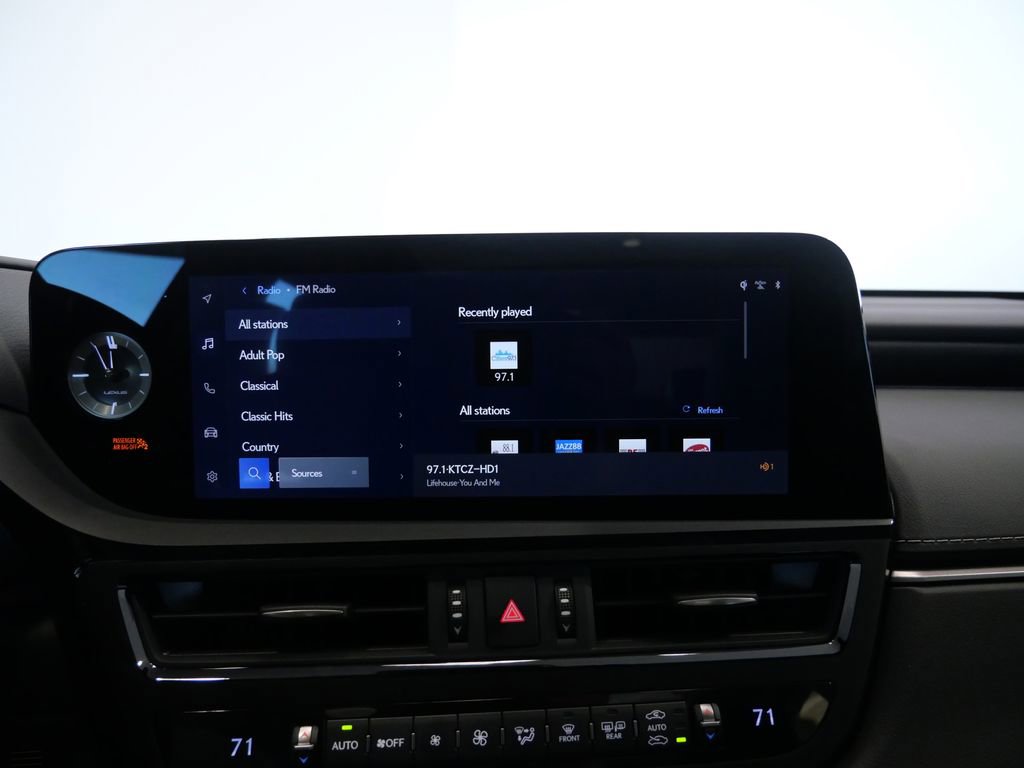 Certified 2025 Lexus ES 350 w/ Premium Package image 23