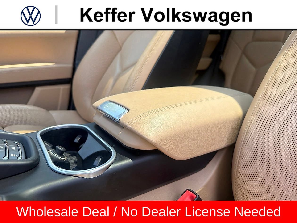 Used 2017 Porsche Cayenne S AWD/4WD image 28