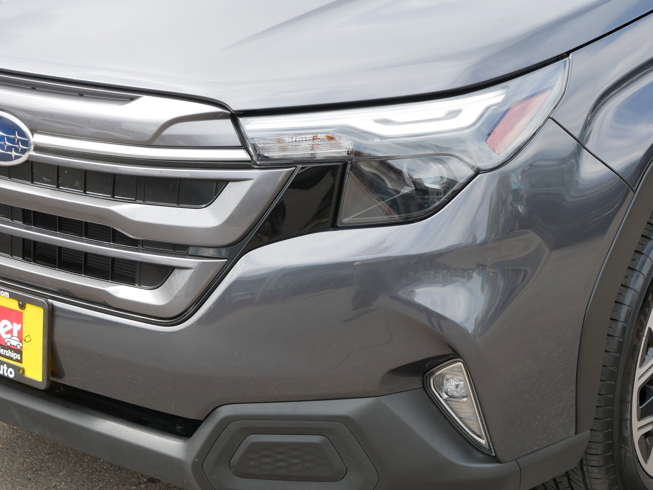 Certified 2025 Subaru Forester Premium AWD/4WD image 16