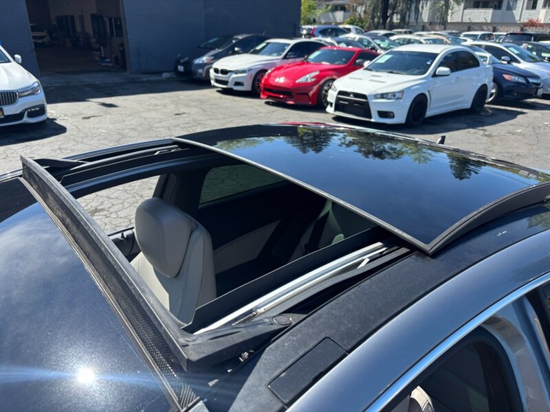 Used 2014 Mercedes-Benz C 250 Coupe image 16