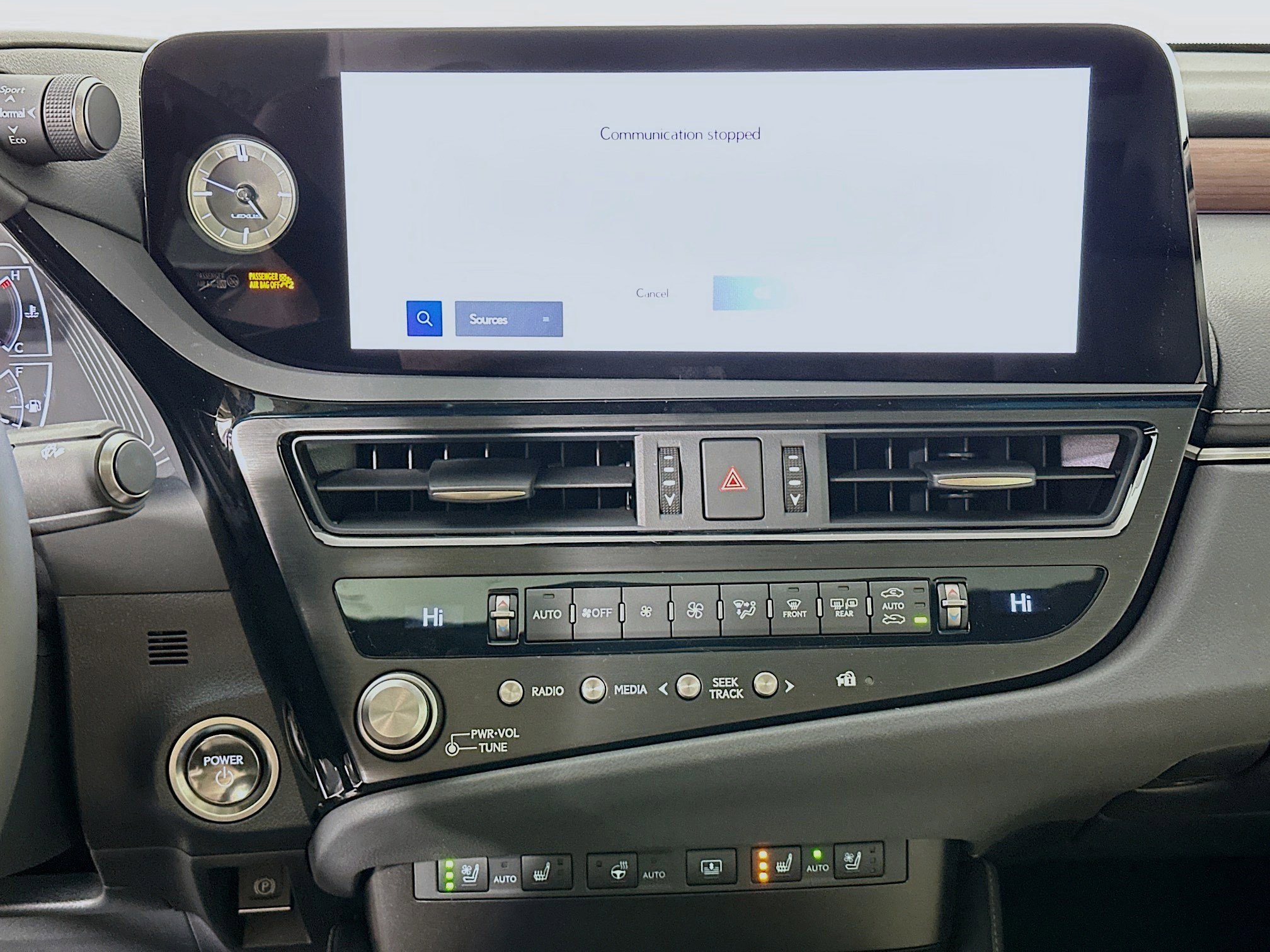 New 2025 Lexus ES 300h w/ Luxury Package image 14