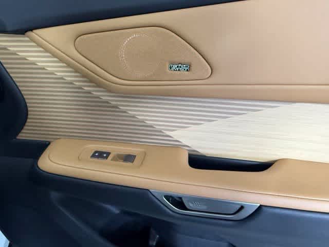 New 2026 Lexus ES 350e w/ Accessory Package (Z2) FWD image 31