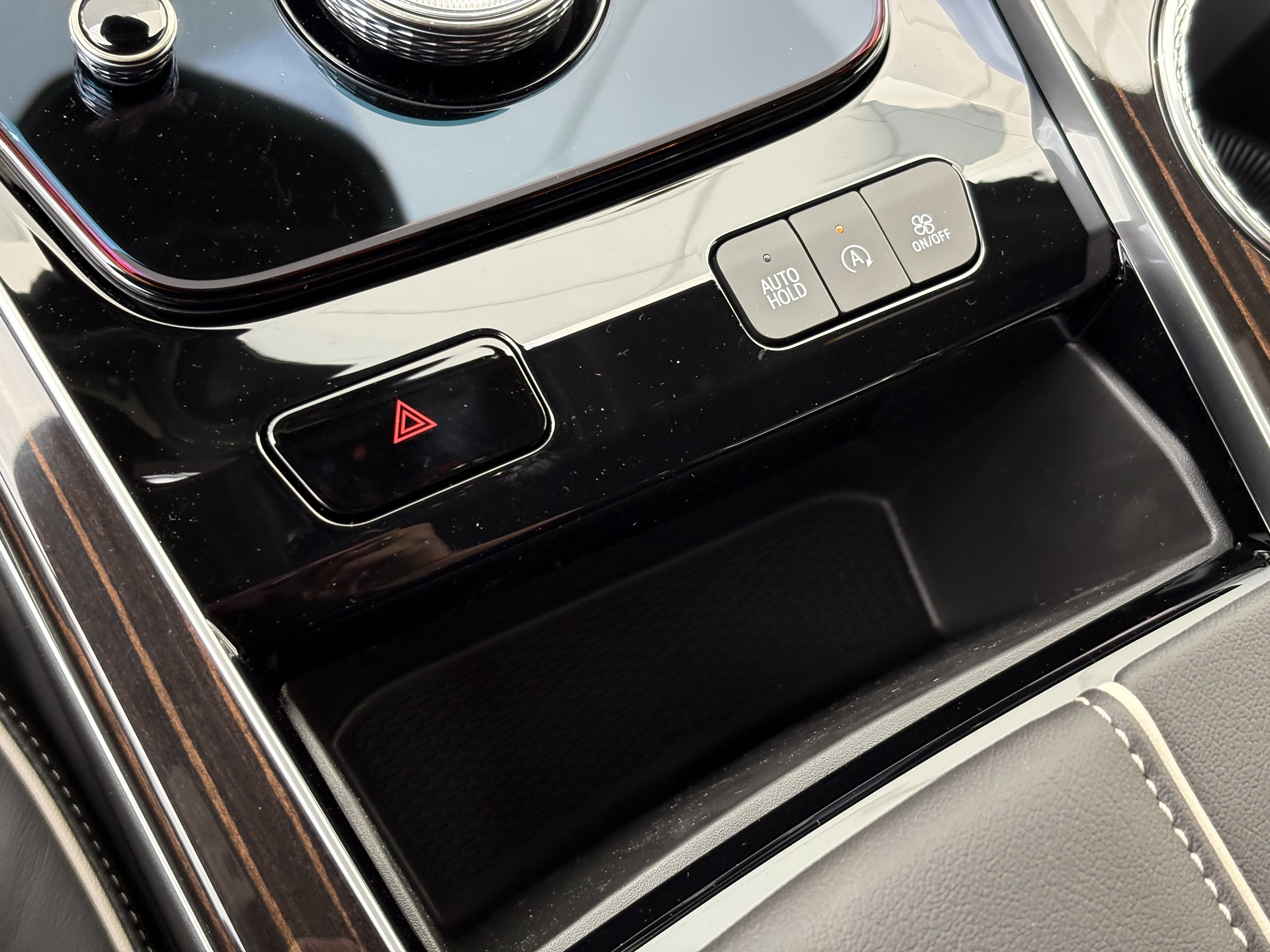 New 2026 Cadillac Escalade Luxury AWD/4WD image 28
