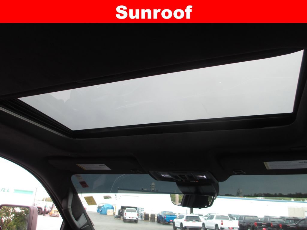 Used 2026 GMC Sierra 2500 AT4X w/ LPO, Black Badging Package AWD/4WD image 20