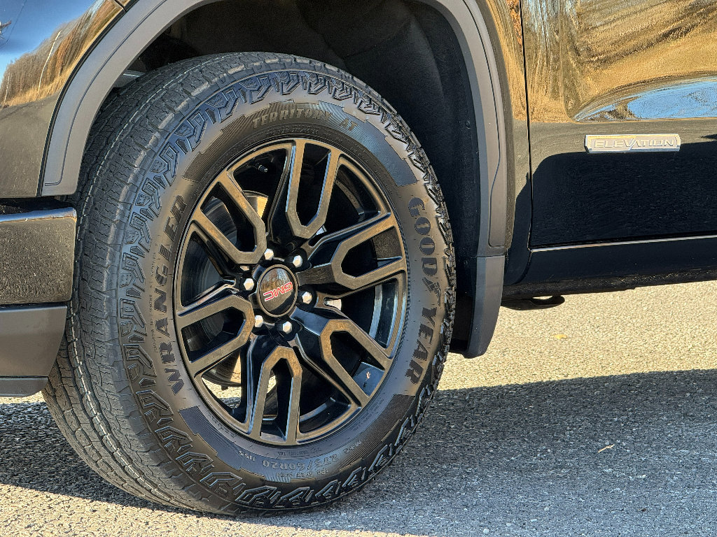 Used 2024 GMC Sierra 1500 Elevation image 15