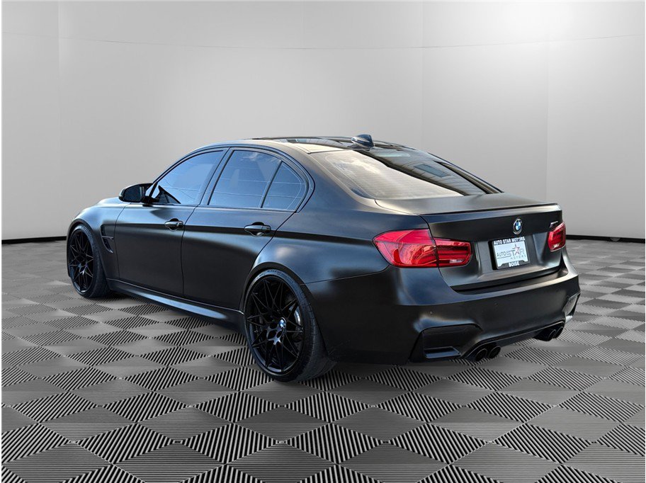 Used 2018 BMW M3 RWD image 3