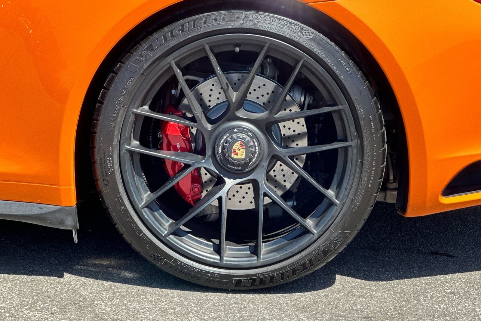 Used 2018 Porsche 911 Targa 4 GTS image 44