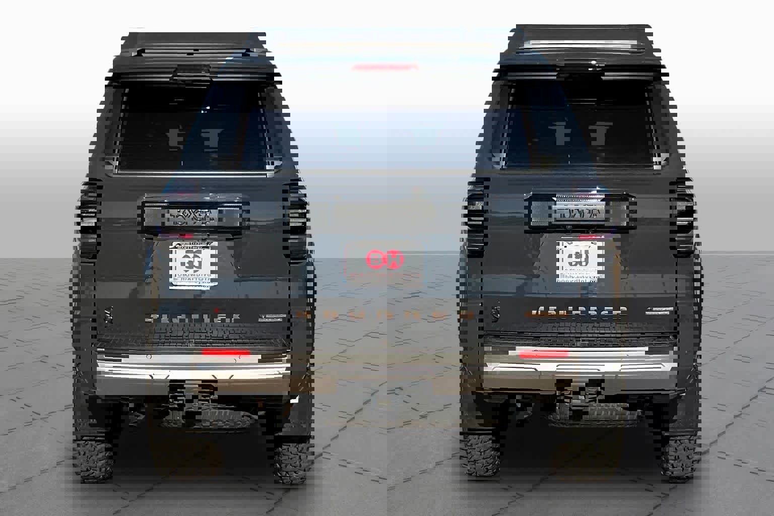 Used 2025 Toyota 4Runner Trailhunter image 5