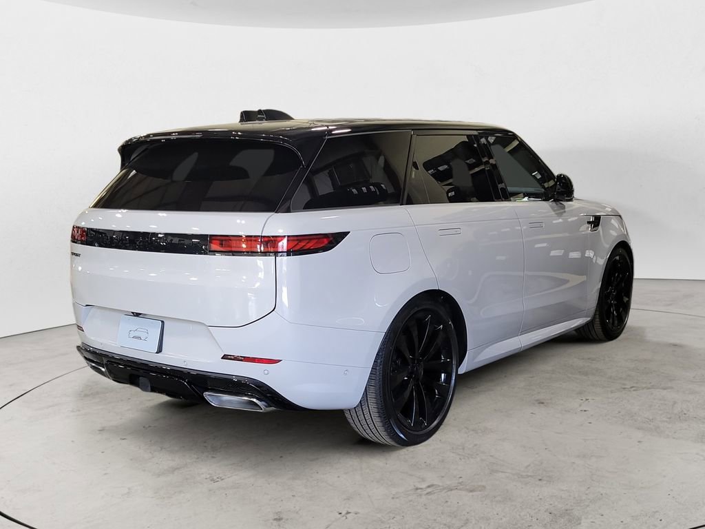 New 2026 Land Rover Range Rover Sport Dynamic SE AWD/4WD image 5