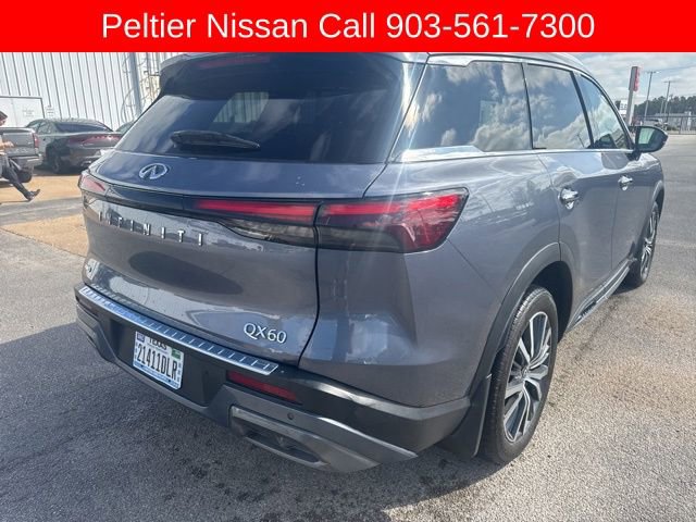 Used 2023 INFINITI QX60 Sensory w/ Vision Package image 3