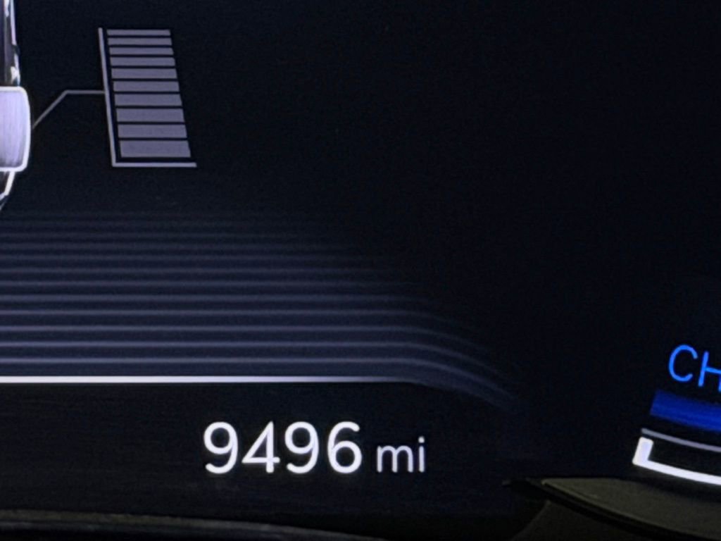 Used 2025 Genesis Electrified GV70 Advanced image 16