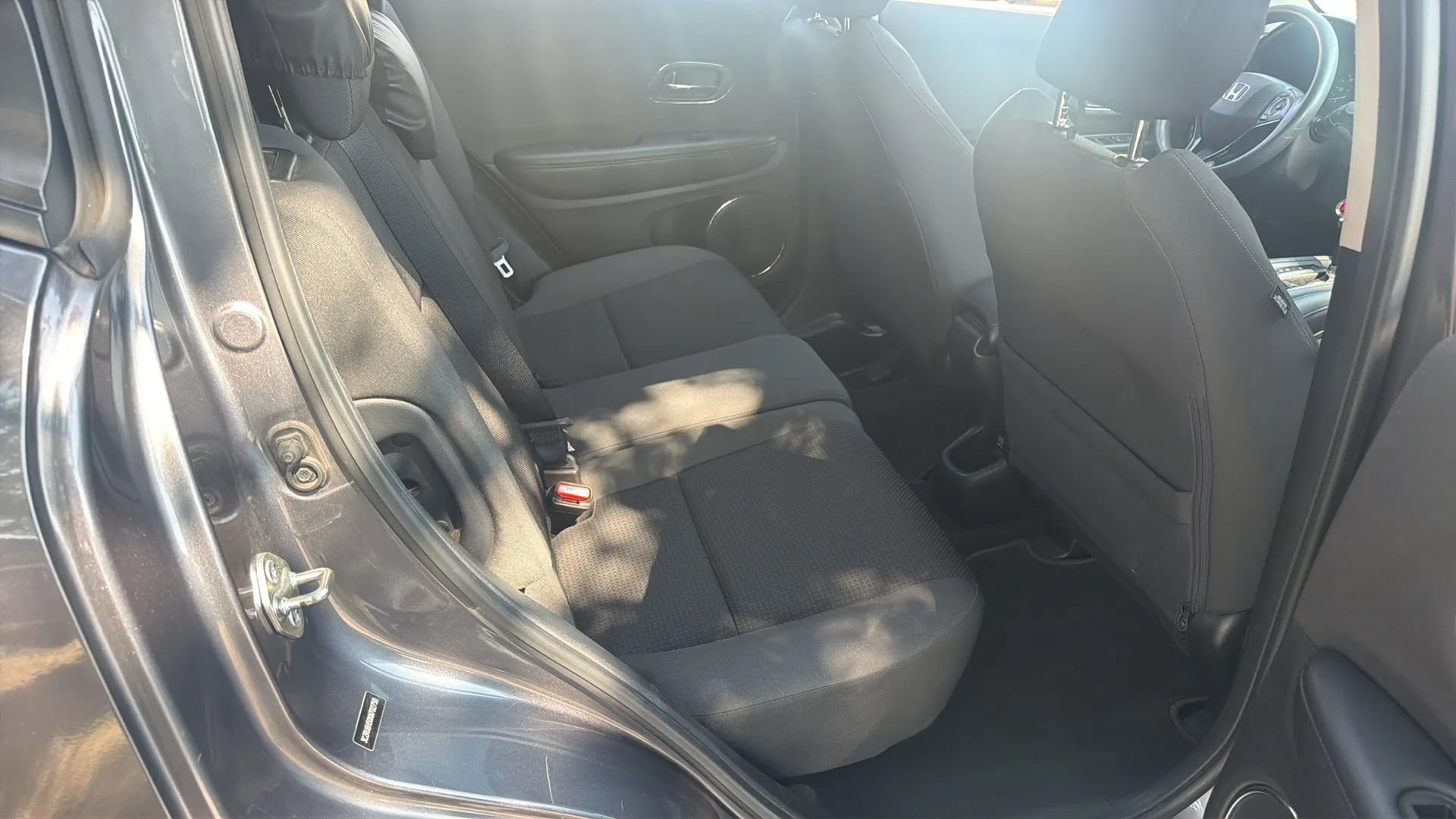 Used 2019 Honda HR-V EX image 27