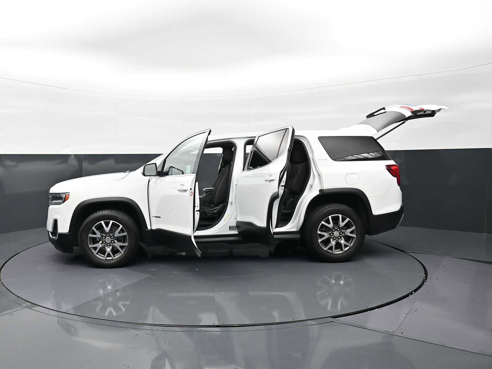 Used 2020 GMC Acadia SLE FWD image 37