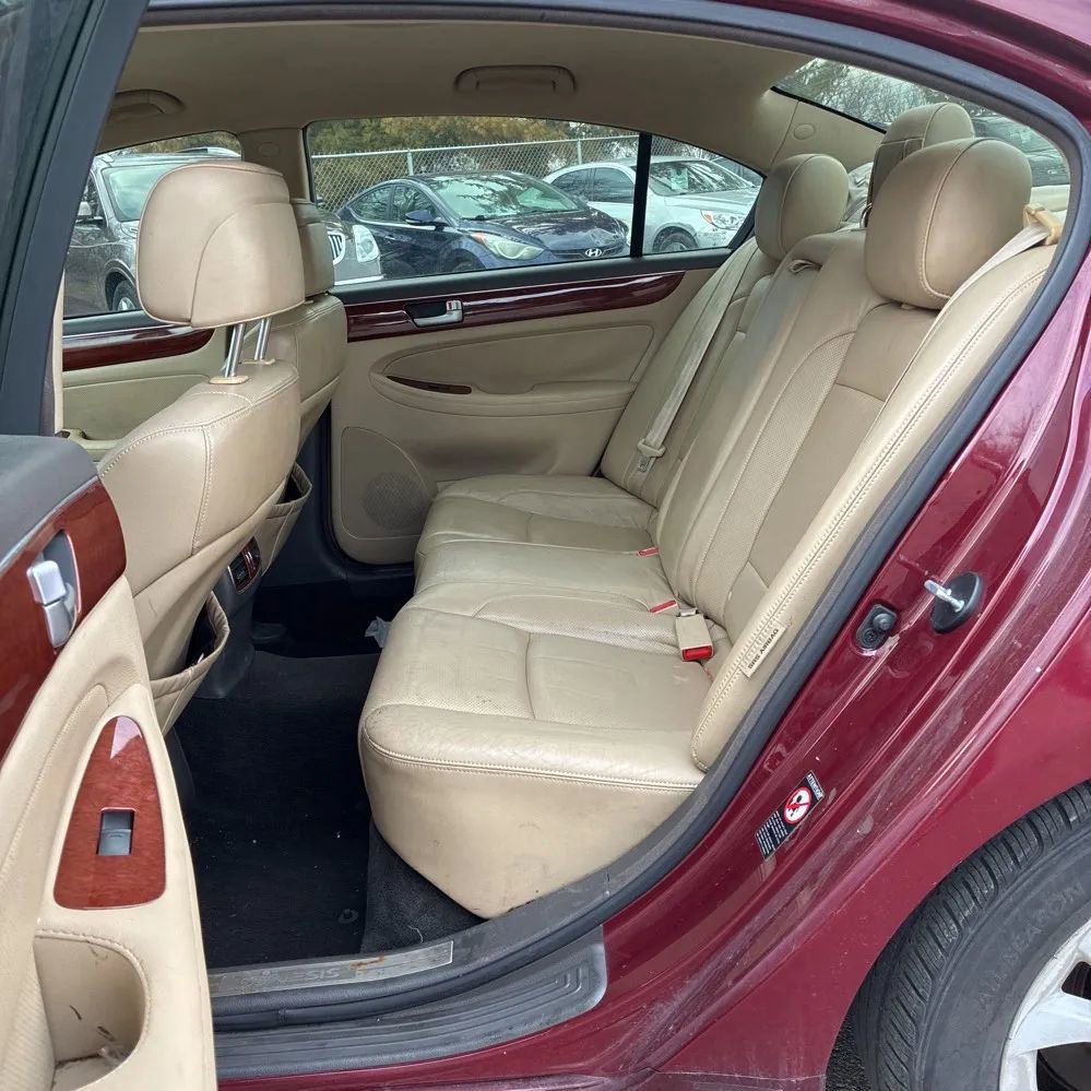 Used 2012 Hyundai Genesis 3.8 image 13