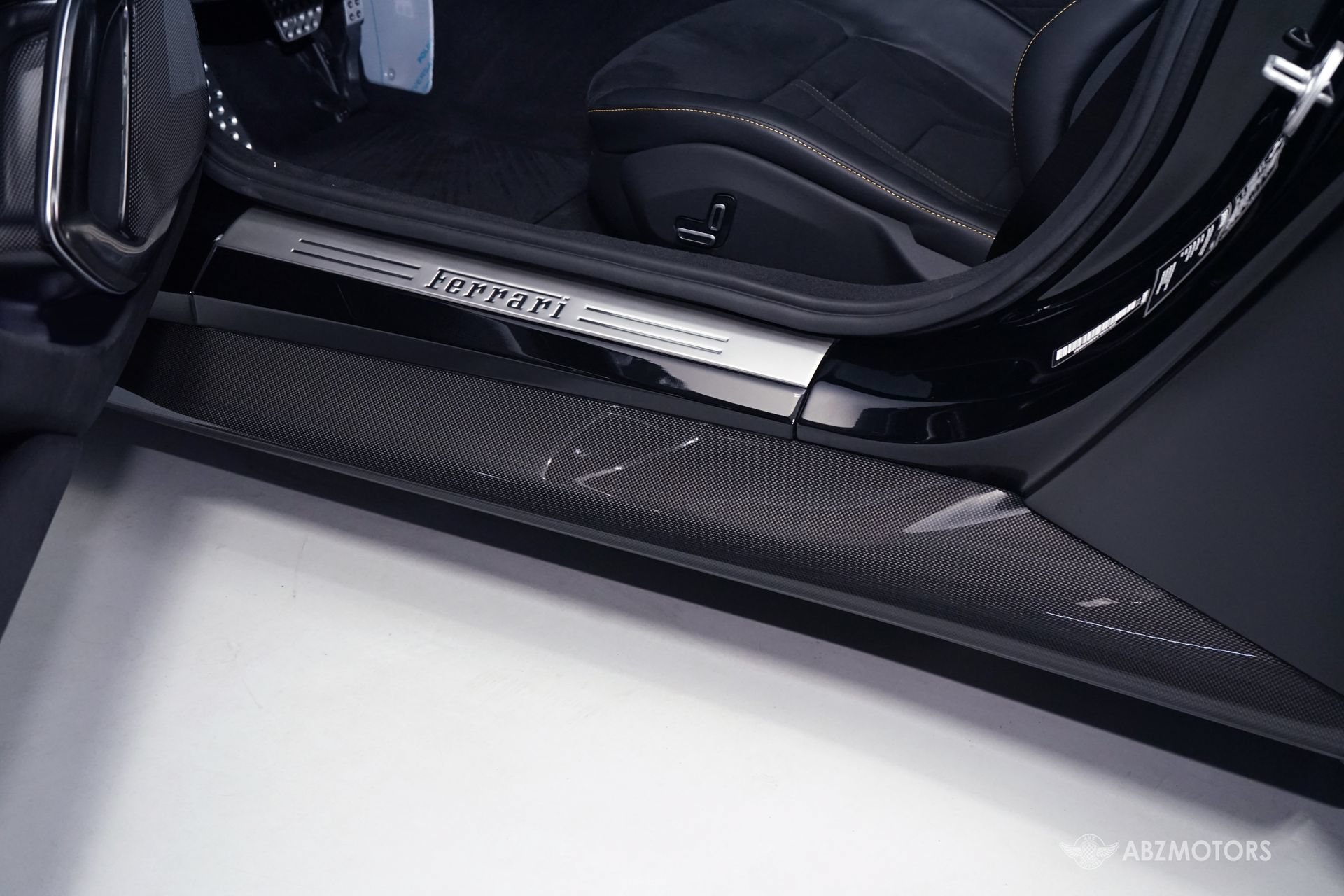 Used 2025 Ferrari 12Cilindri RWD image 12