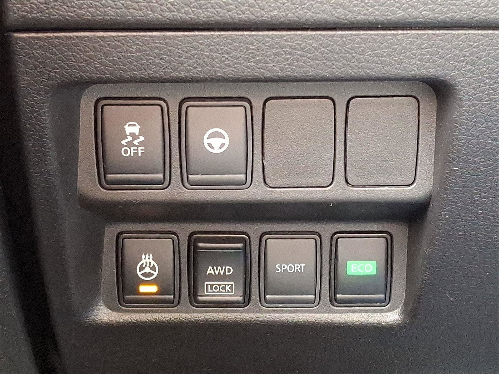 Used 2020 Nissan Rogue Sport SV w/ Technology Package image 24