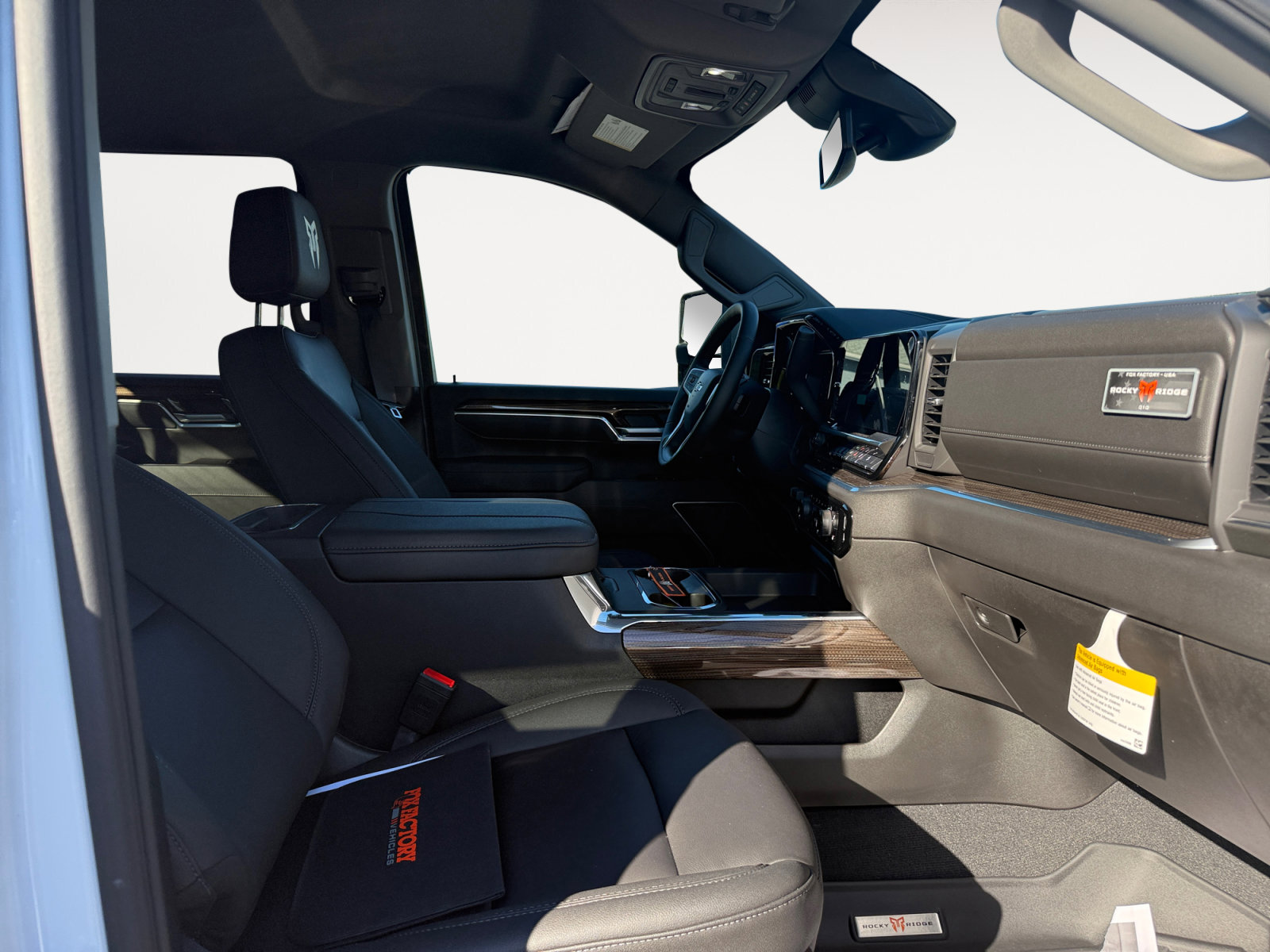 New 2025 Chevrolet Silverado 2500 LT w/ Trail Boss Package image 15