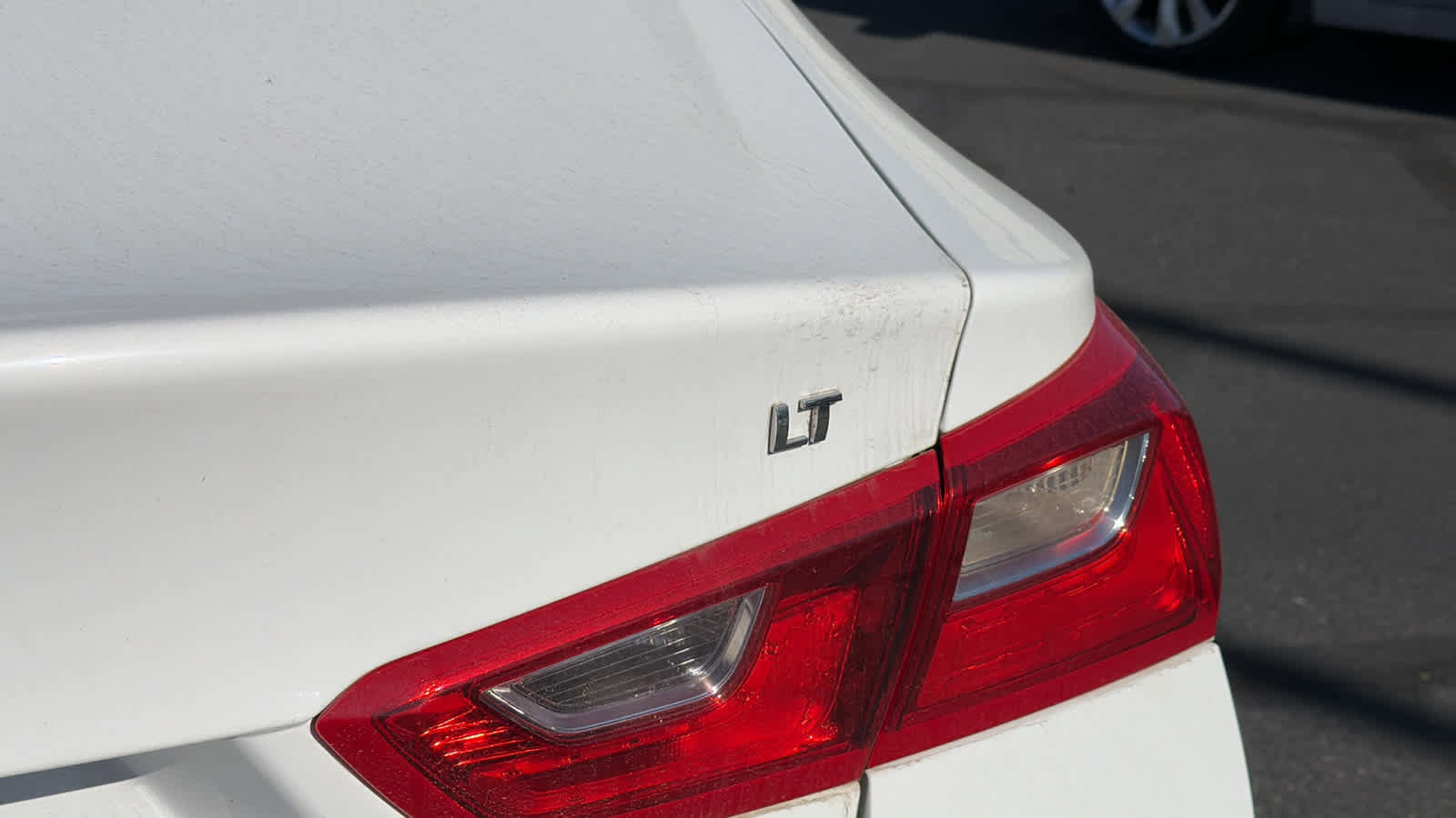 Used 2018 Chevrolet Malibu LT image 19