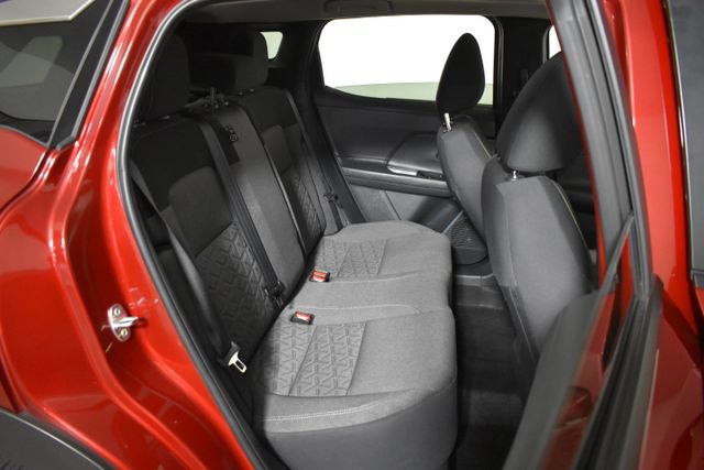 Certified 2025 Nissan Kicks SV w/ SV Premium Package AWD/4WD image 28