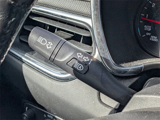 Used 2018 Chevrolet Equinox Premier image 22