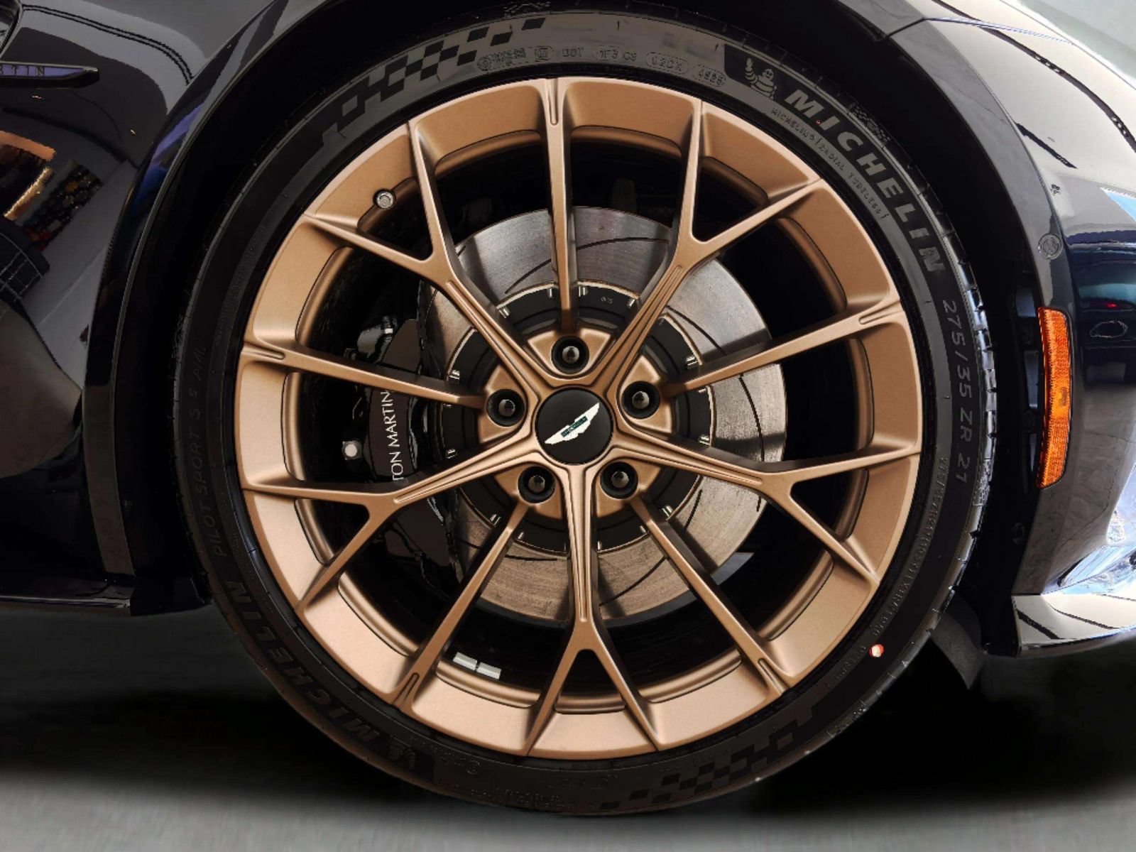 New 2026 Aston Martin V8 Vantage S RWD image 34