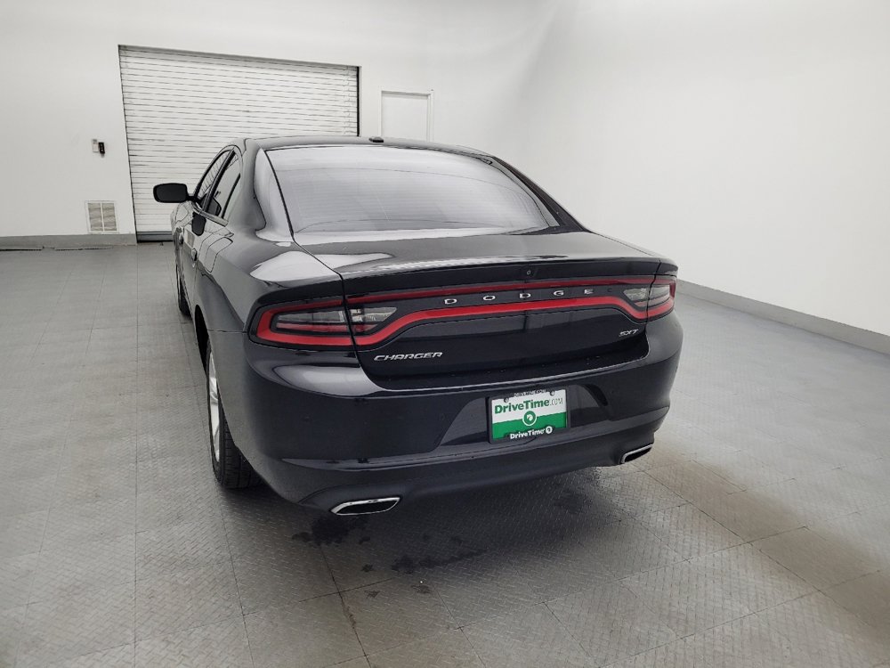 Used 2018 Dodge Charger SXT image 6