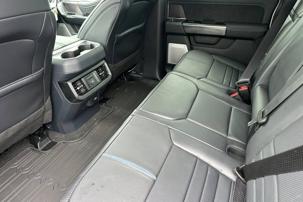 New 2026 Ford F350 Platinum AWD/4WD image 8
