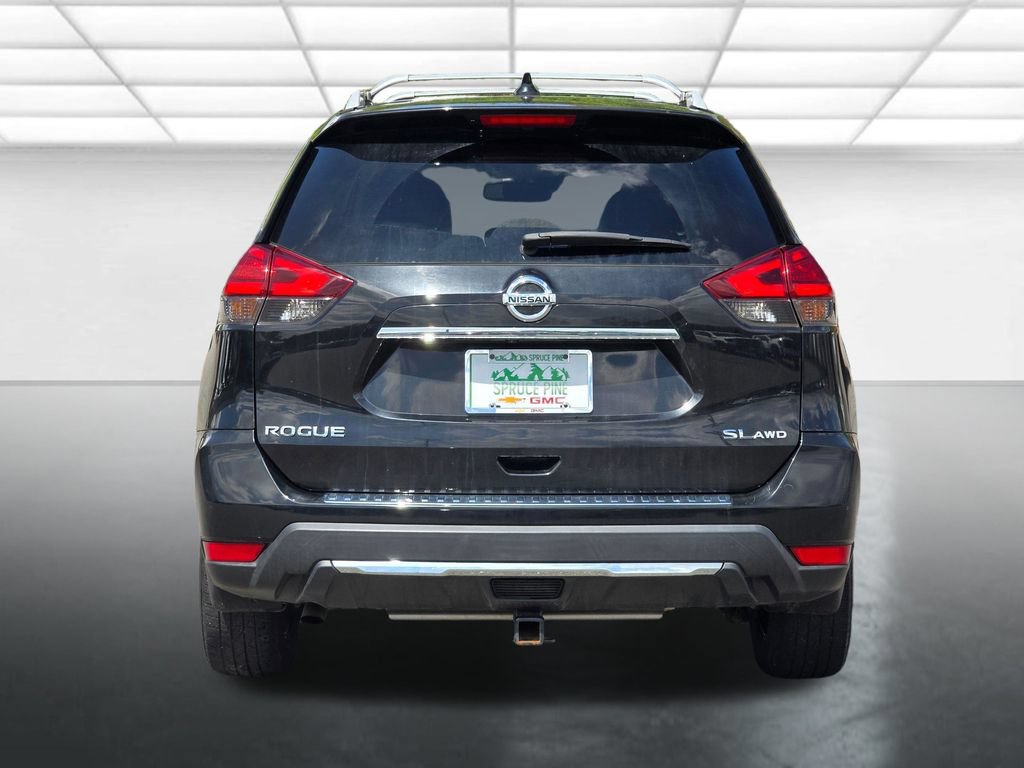 Used 2017 Nissan Rogue SL w/ SL Premium Package AWD/4WD image 16