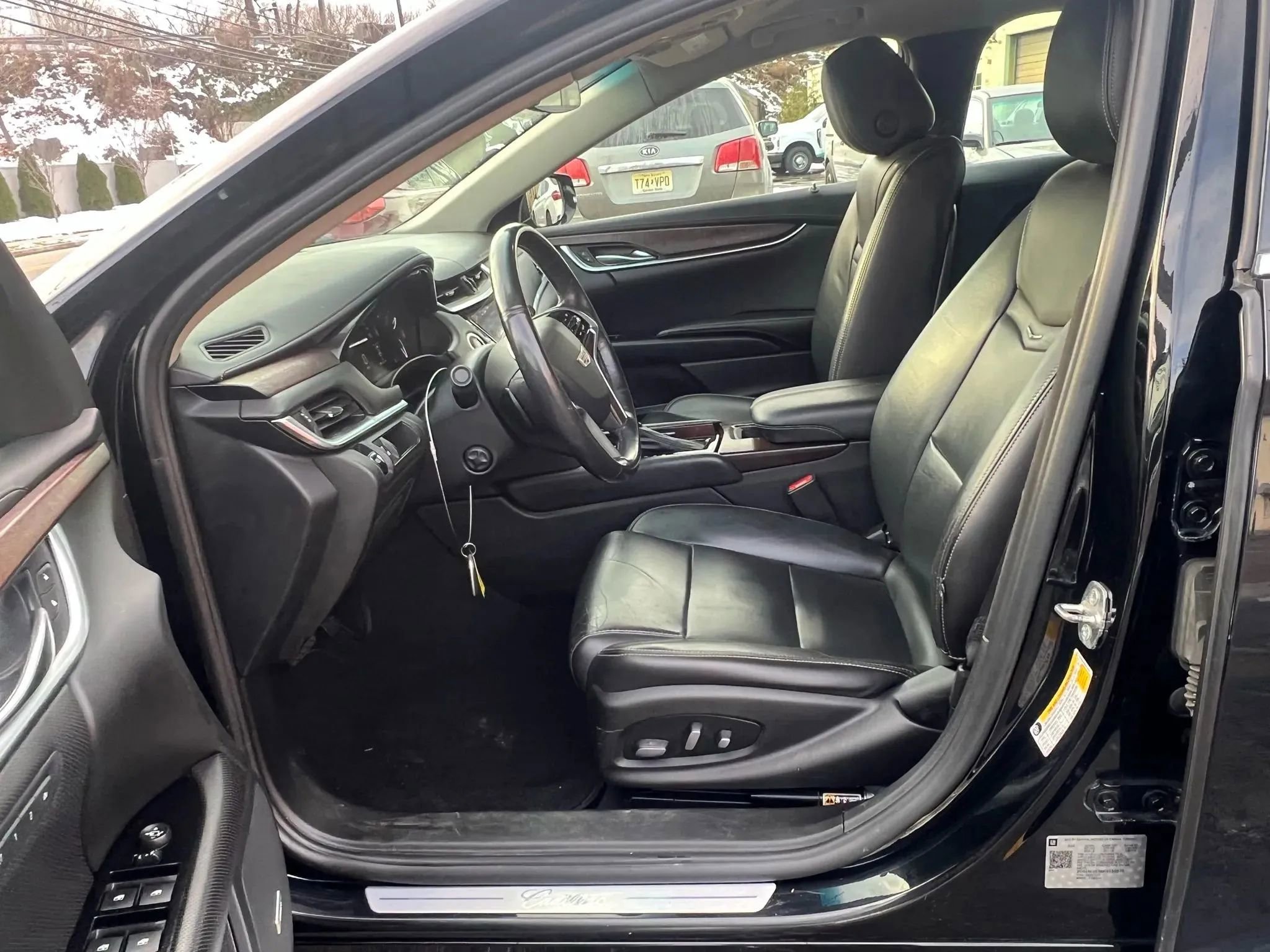 Used 2019 Cadillac XTS Luxury image 24