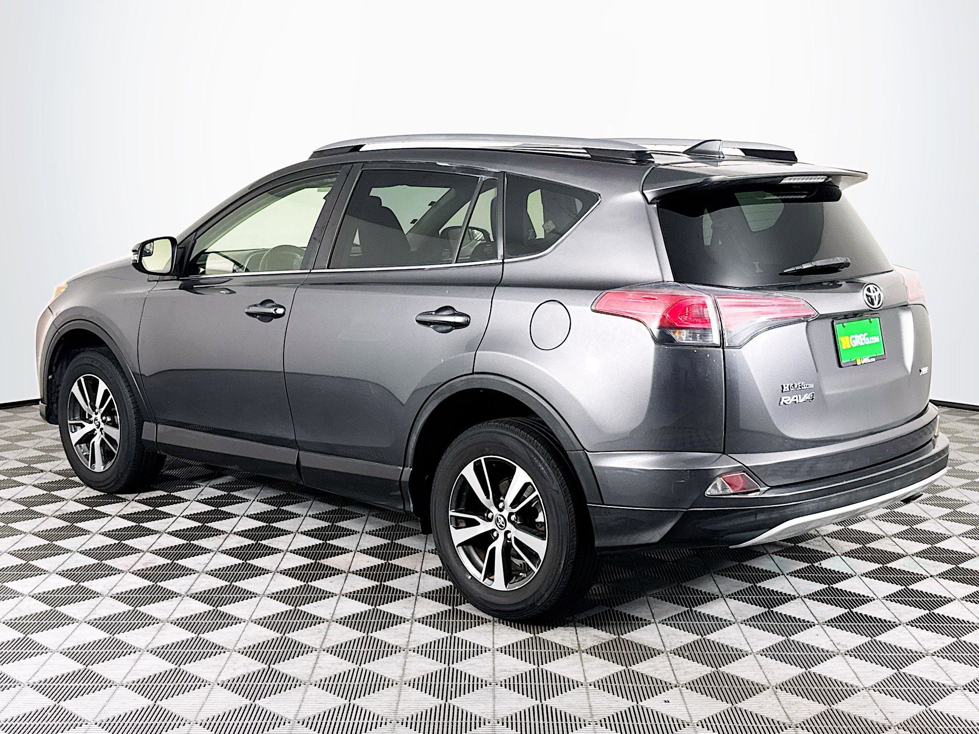 Used 2017 Toyota RAV4 XLE w/ Plus Special Value Package FWD image 6
