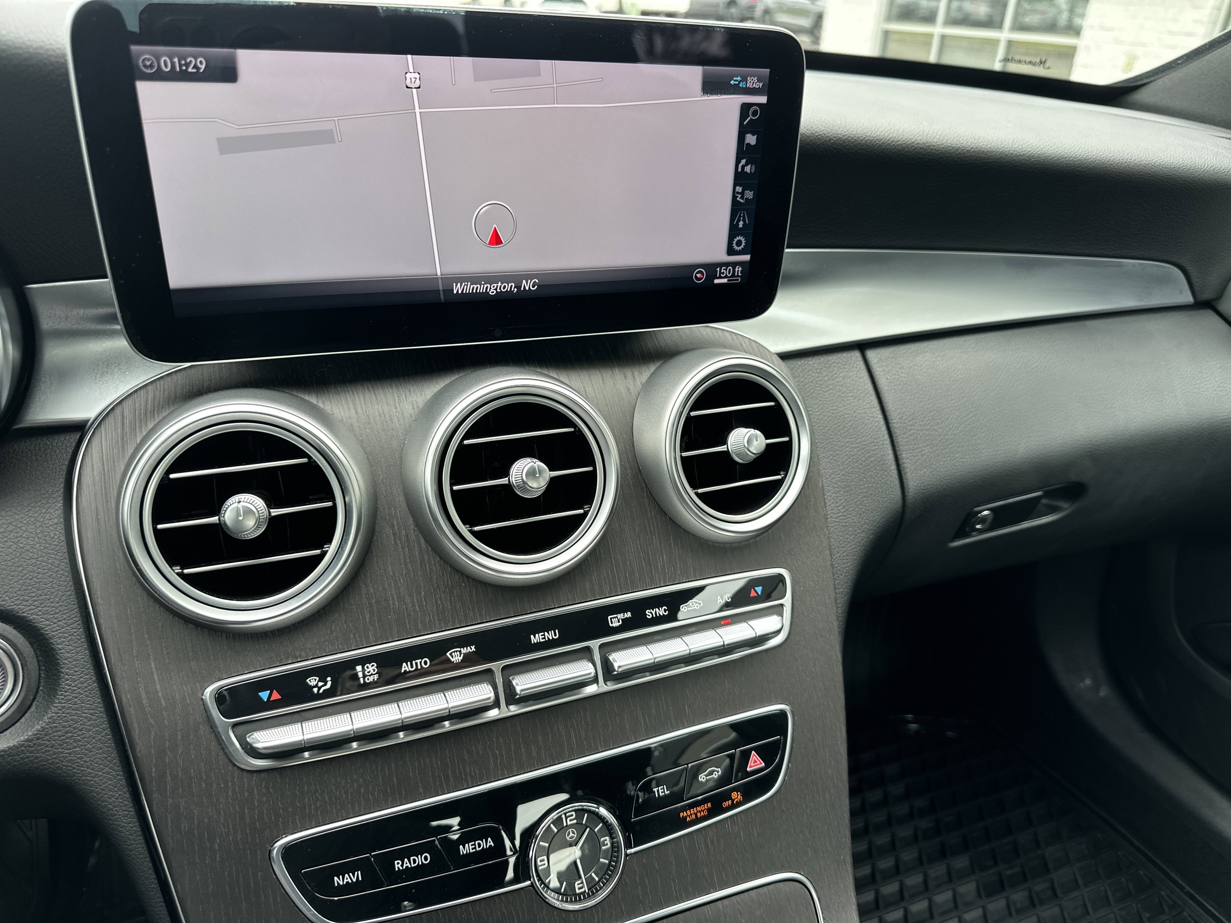 Used 2021 Mercedes-Benz C 300 4MATIC Sedan w/ Premium Package image 17