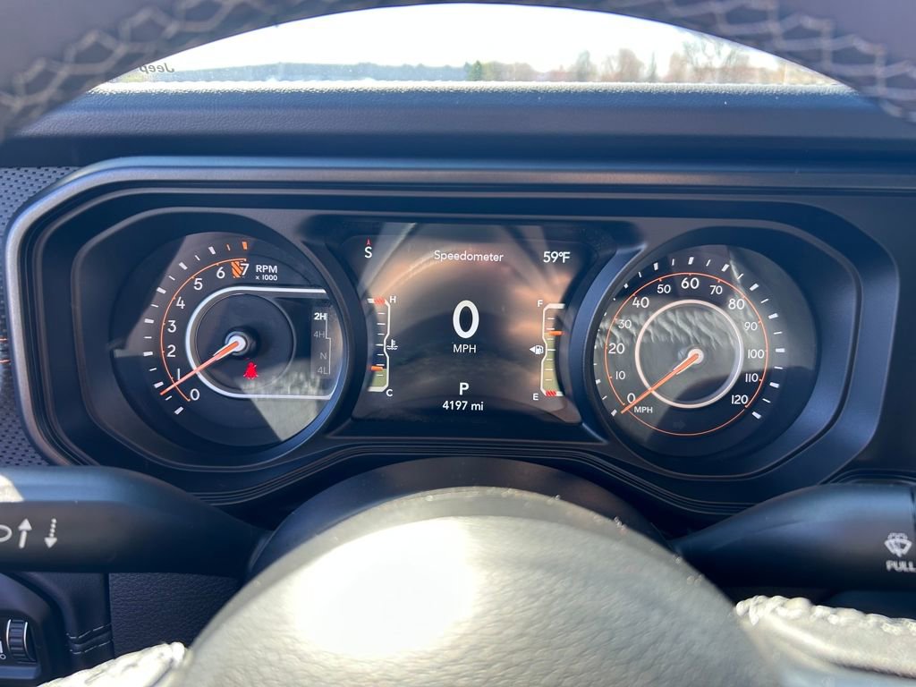 Certified 2025 Jeep Gladiator Mojave image 11