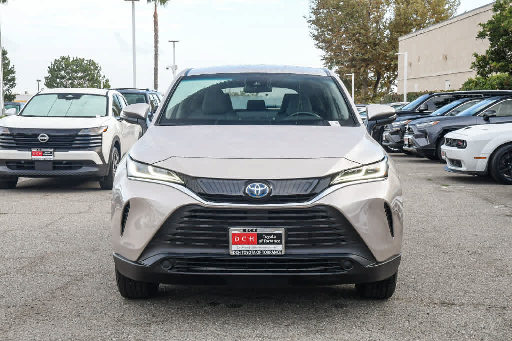 Certified 2024 Toyota Venza LE AWD/4WD image 2
