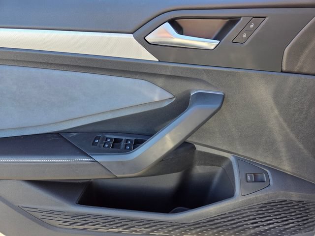New 2026 Volkswagen Jetta SE FWD image 10
