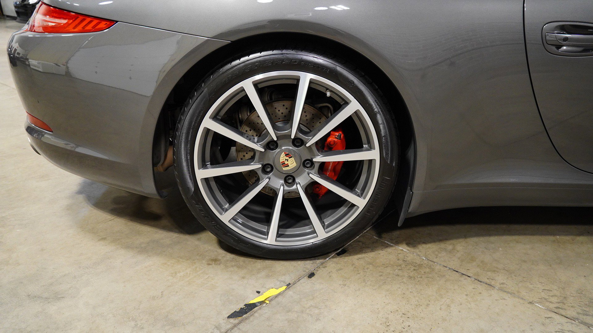 Used 2013 Porsche 911 Carrera S image 34