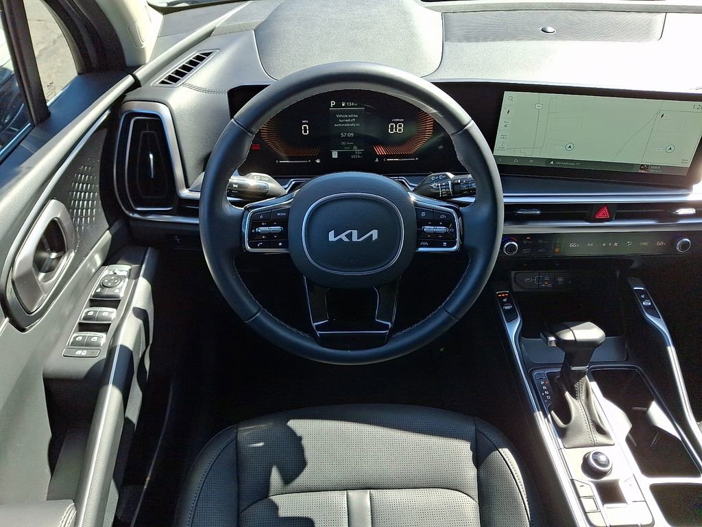 Certified 2025 Kia Sorento S image 12