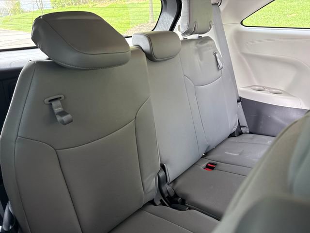 Used 2023 Toyota Sienna XLE image 16