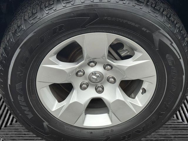 Certified 2025 RAM 1500 Big Horn image 10