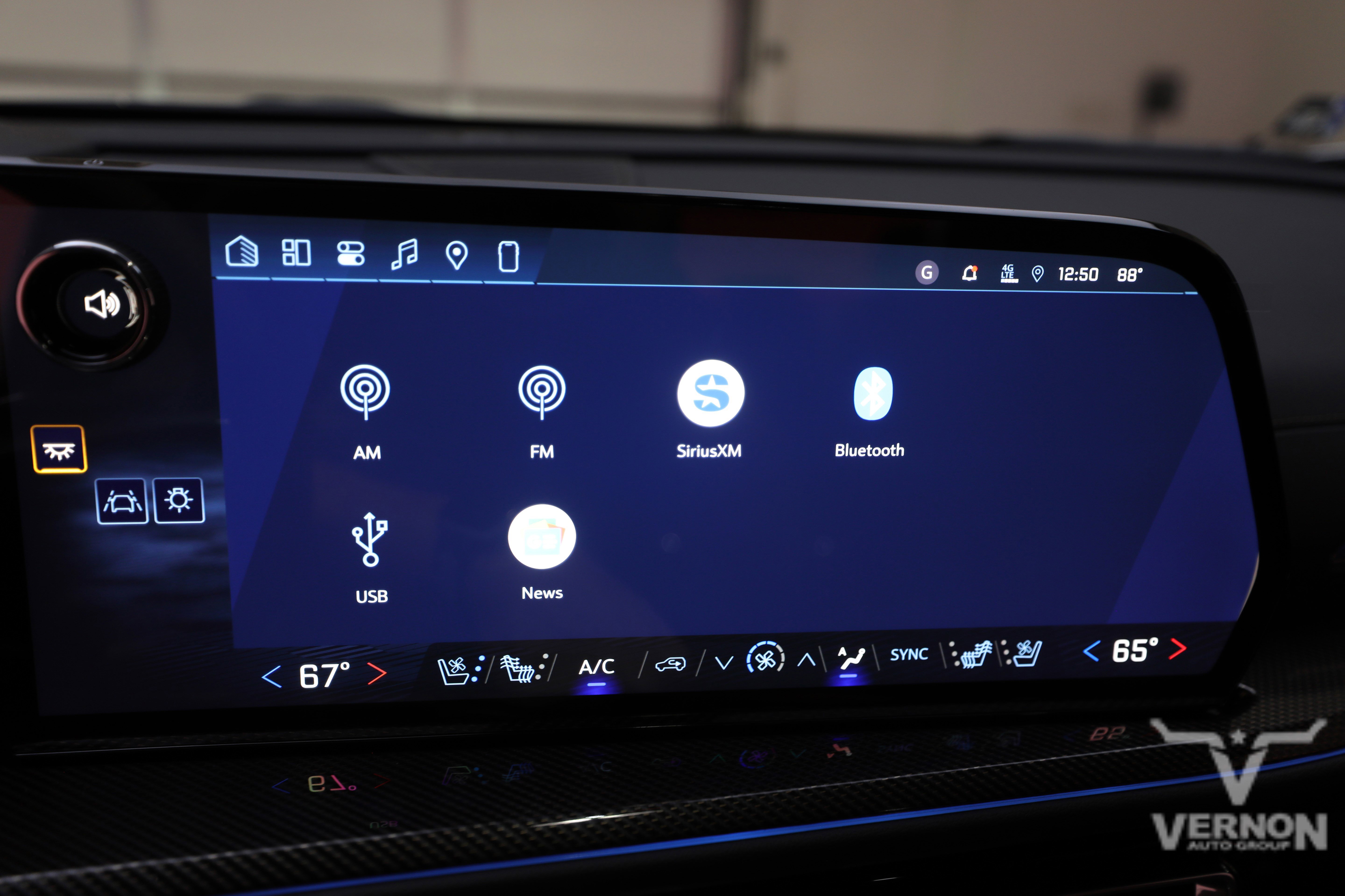 New 2026 Chevrolet Traverse High Country w/ LPO, Floor Liner Package image 32