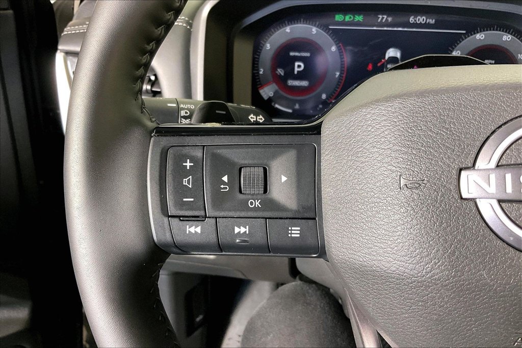 Used 2025 Nissan Rogue Platinum w/ Tech Package FWD image 23