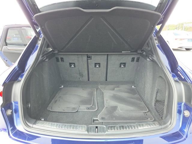 Used 2024 Porsche Macan image 22