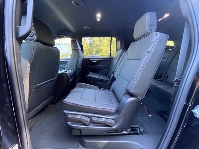 New 2026 Chevrolet Suburban RST image 20
