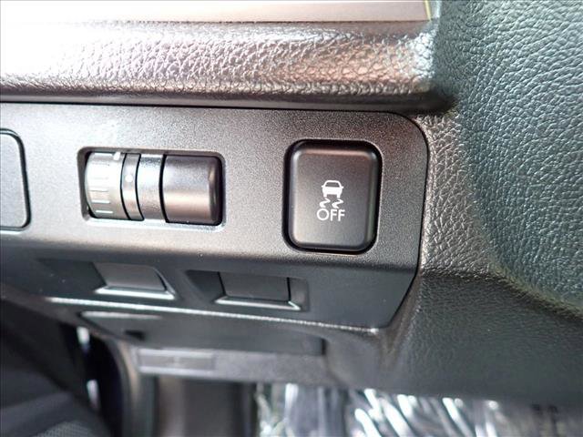 Used 2013 Subaru Impreza 2.0i Premium w/ Popular Pkg 1 AWD/4WD image 12