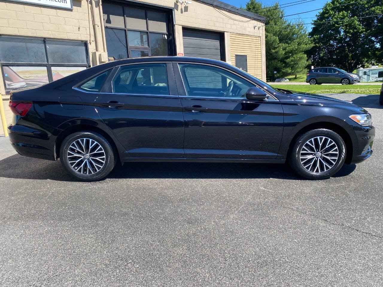 Used 2021 Volkswagen Jetta S FWD image 2