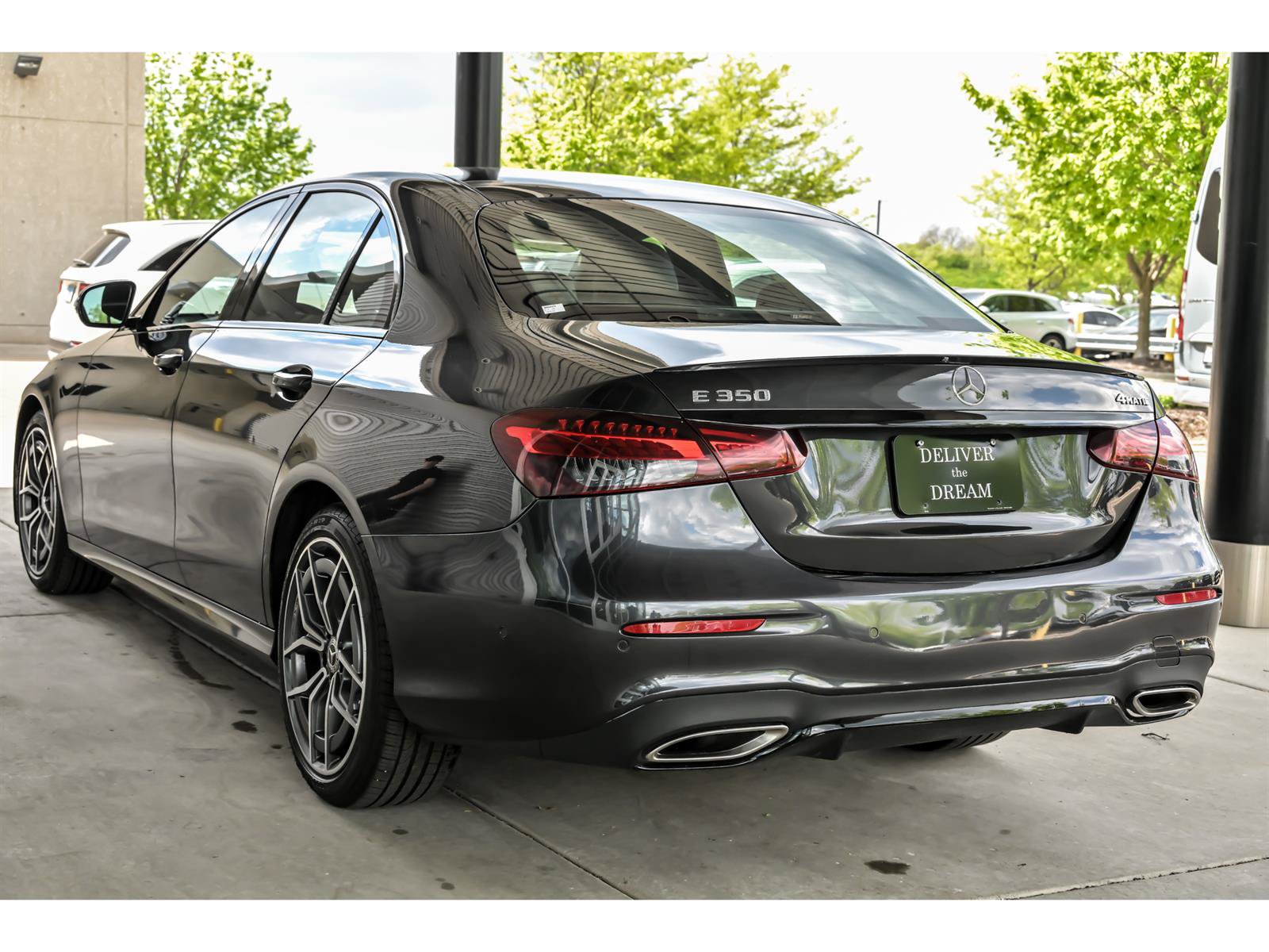 Certified 2022 Mercedes-Benz E 350 4MATIC Sedan w/ AMG Line Exterior image 6